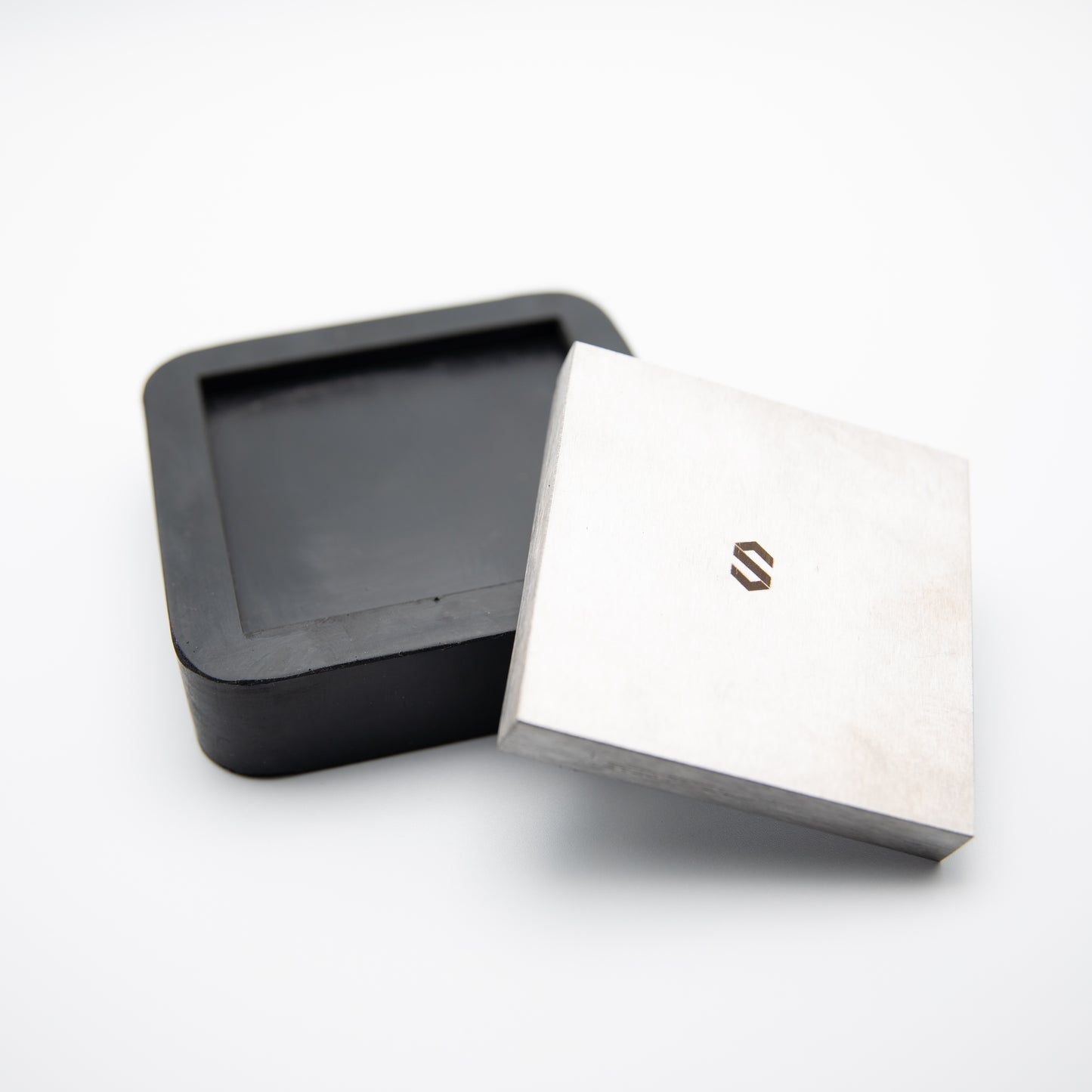 Bench Block with 3” steel plate and 4” tough rubber base’