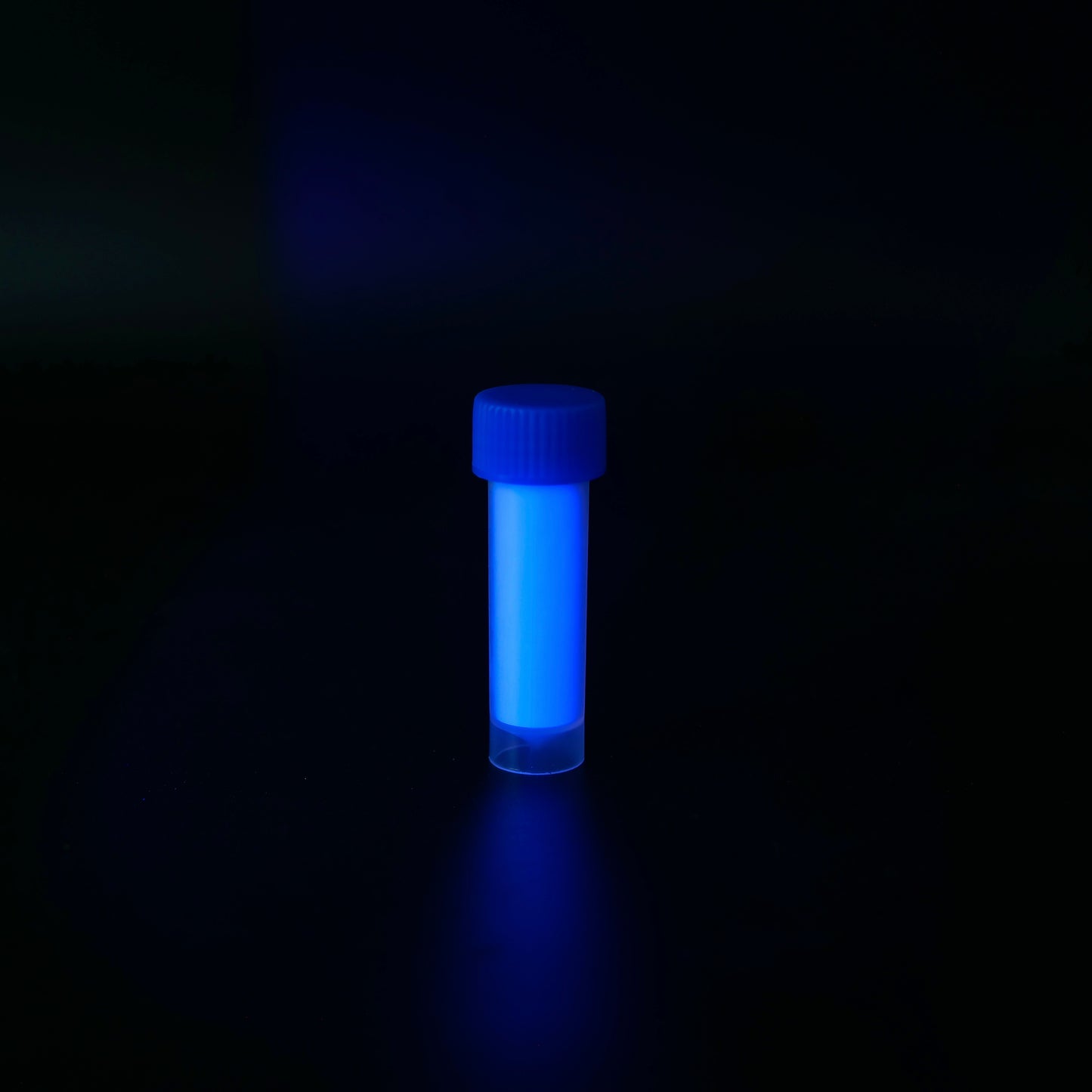 Blue Glow Powder (white daytime) - Patrick Adair Supplies