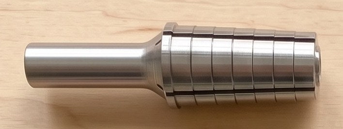 Stainless steel expanding ring mandrel